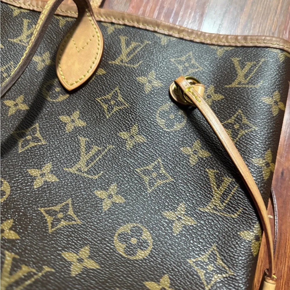 Louis Vuitton Neverfull MM Brown Monogram Bag AUTHENTIC - Picture 4 of 10